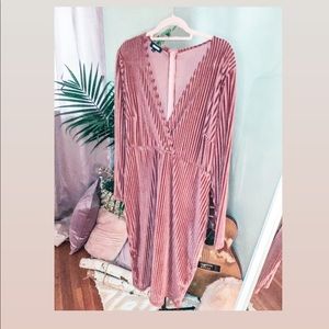 Missguided | Deep V Neck Dress | Blush Pink